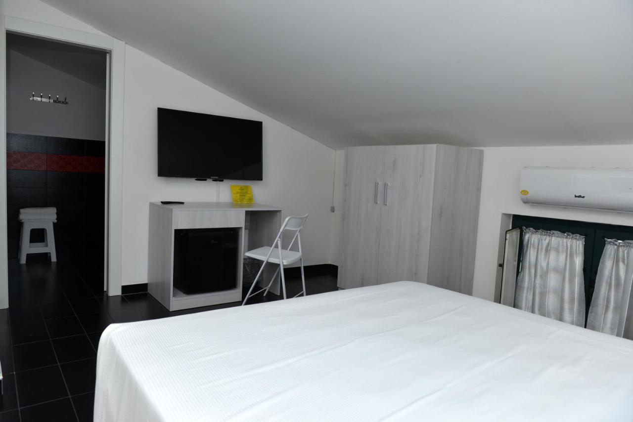 Hotel Posidonia 萨普里 外观 照片