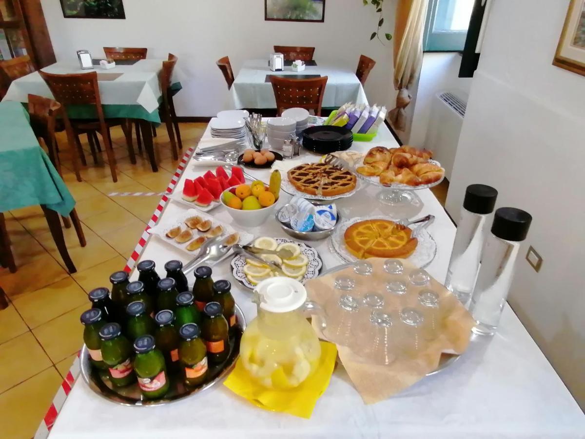 Hotel Posidonia 萨普里 外观 照片